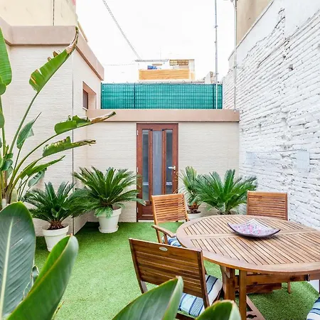Holiday home Casa Espectacular De Diseno Con Jardin Interior