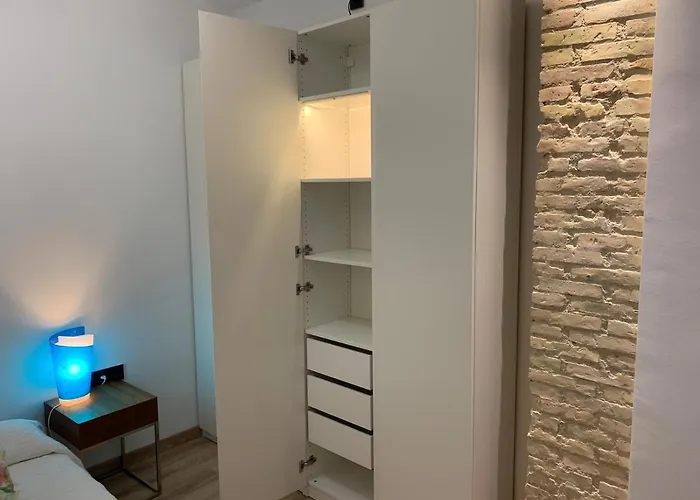 Casa Espectacular De Diseno Con Jardin Interior * Valencia